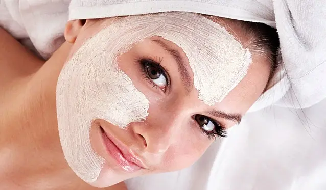 Sivilceli Ciltler İçin Doğal Maske