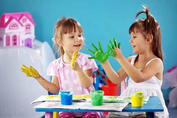 Deneyimsel oyun terapisi modeli
